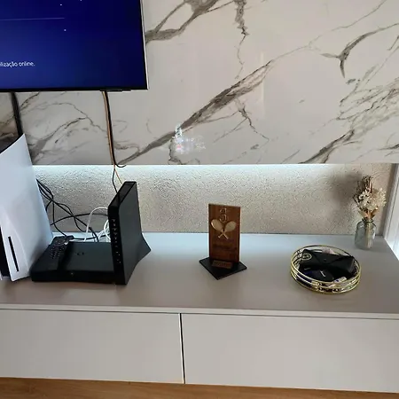 Apartment Leomil-house